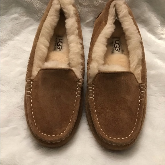 NWOT UGG Women’s Ansley Moccasin Indoor/Outdoor Slippers. Size 5  EU 36 - Picture 13 of 13
